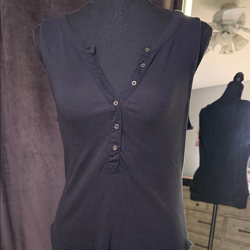 Pilcro Tank Top - Picture 12 of 15